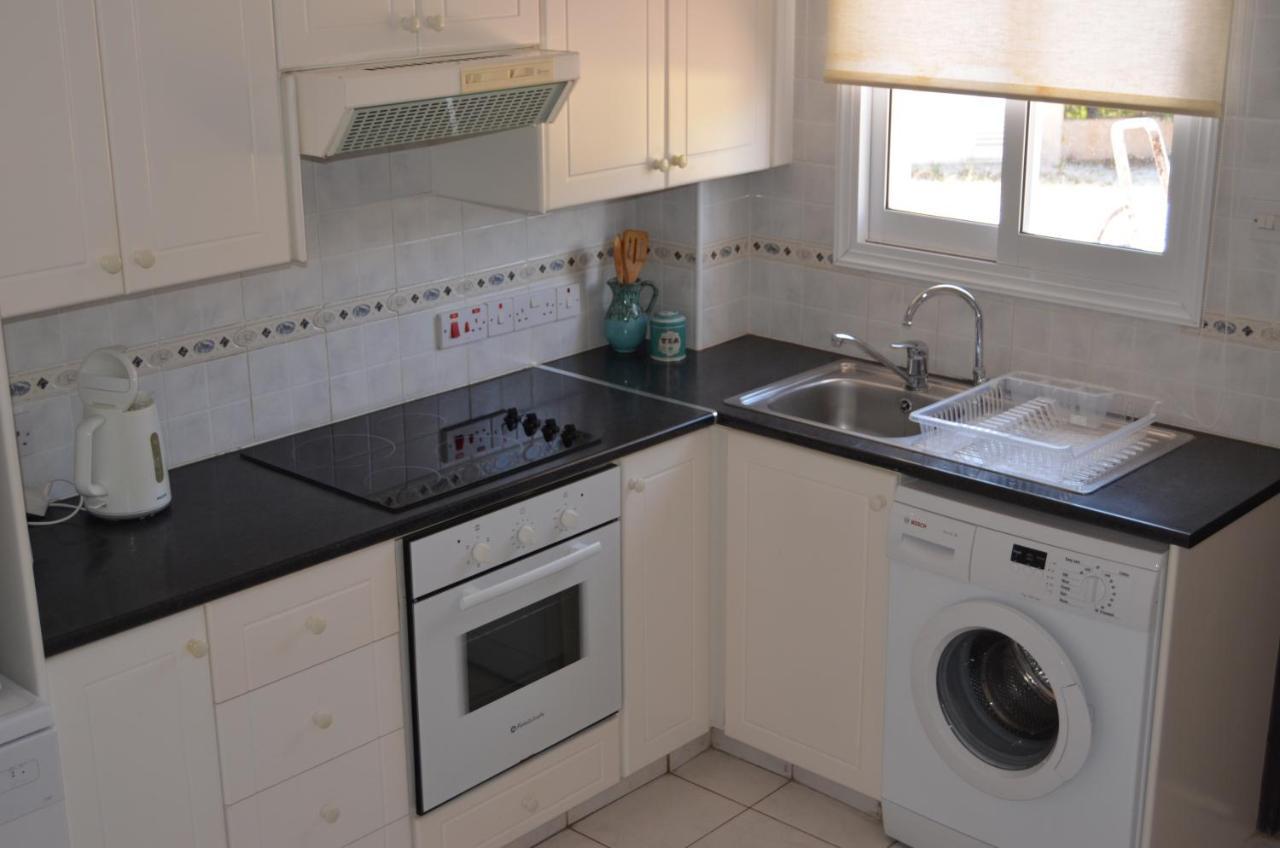Vacation House Sanders Pafos Exterior foto